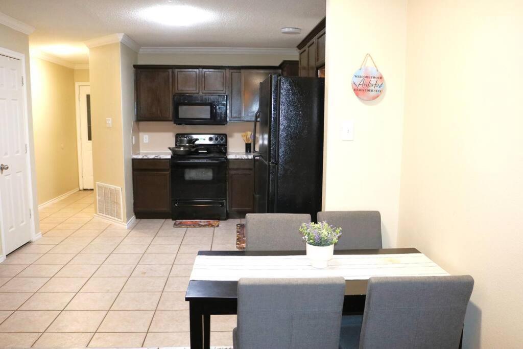 شقة Lubbock Haven 3Beds, 3 Baths المظهر الخارجي الصورة